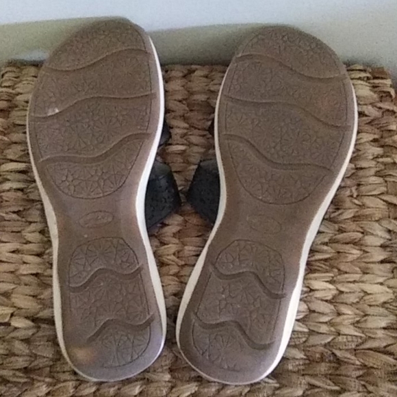 Easy Street slide sandals - Picture 5 of 7